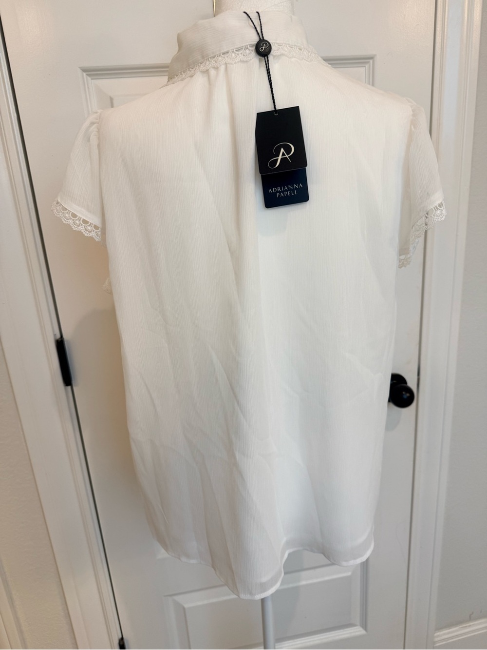 White Lace-Trim Button Front Top NWT - Picture 2 of 5